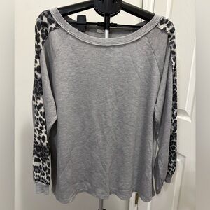 Stylish Gray waffle knit top with Leopard Print Sleeves